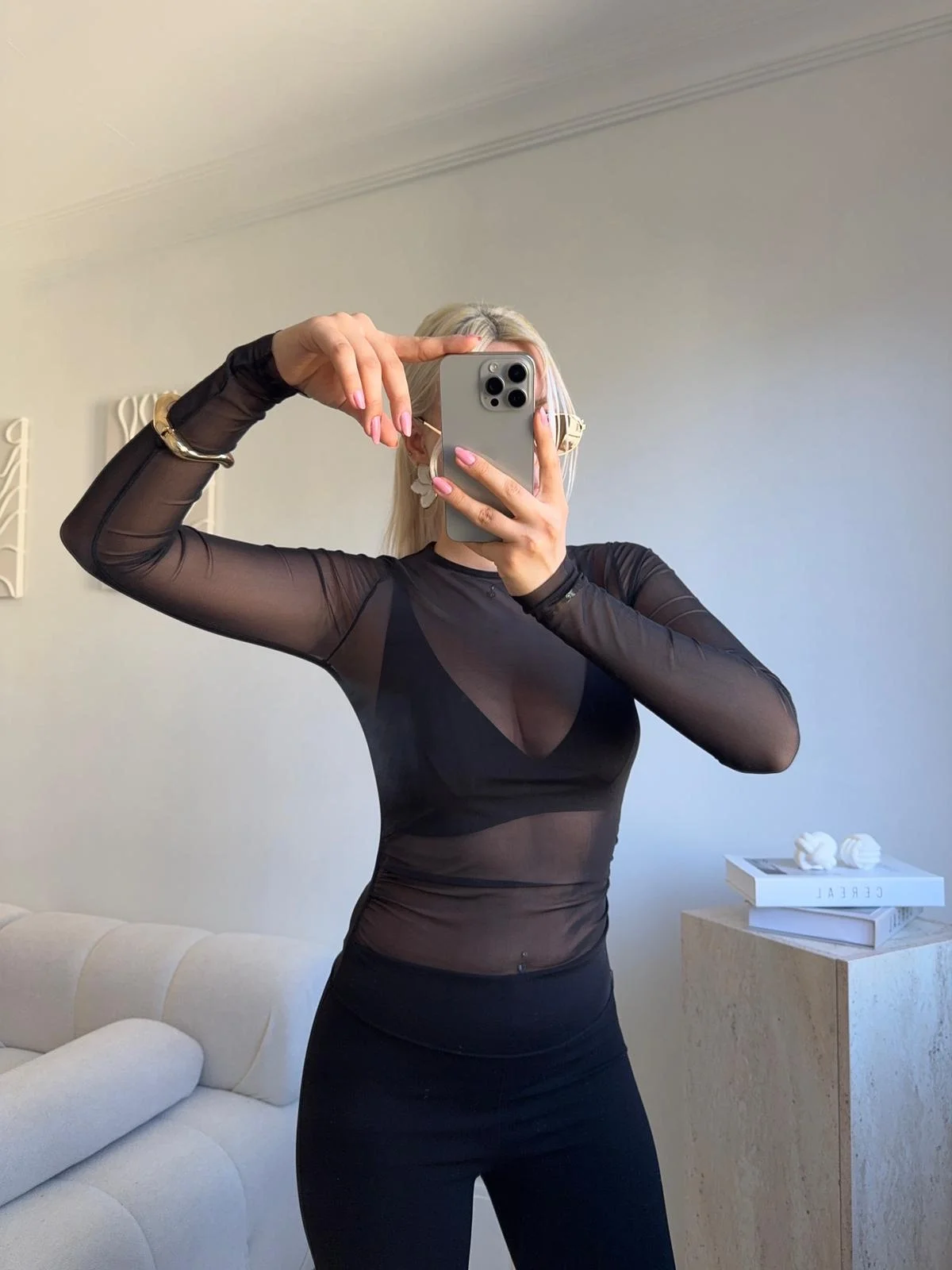 Tül Detaylı Uzun Kollu Bluz