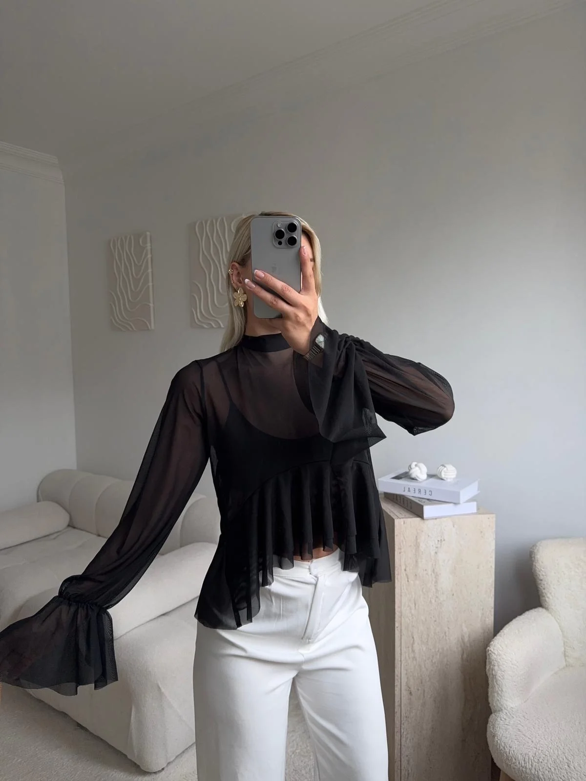 Tül Volanlı Tasarım Bluz - SİYAH