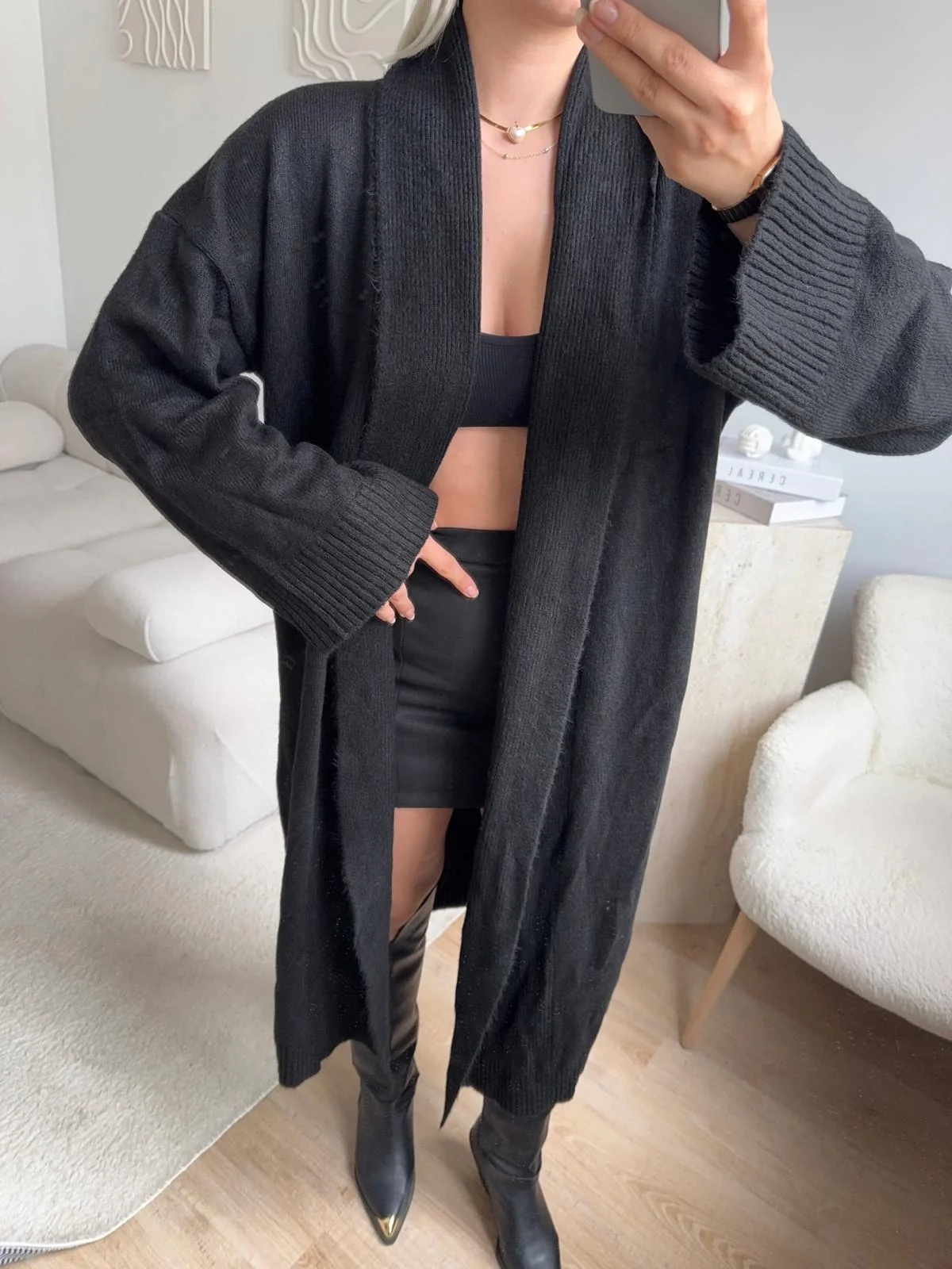 Uzun Salaş Siyah Hırka - SİYAH