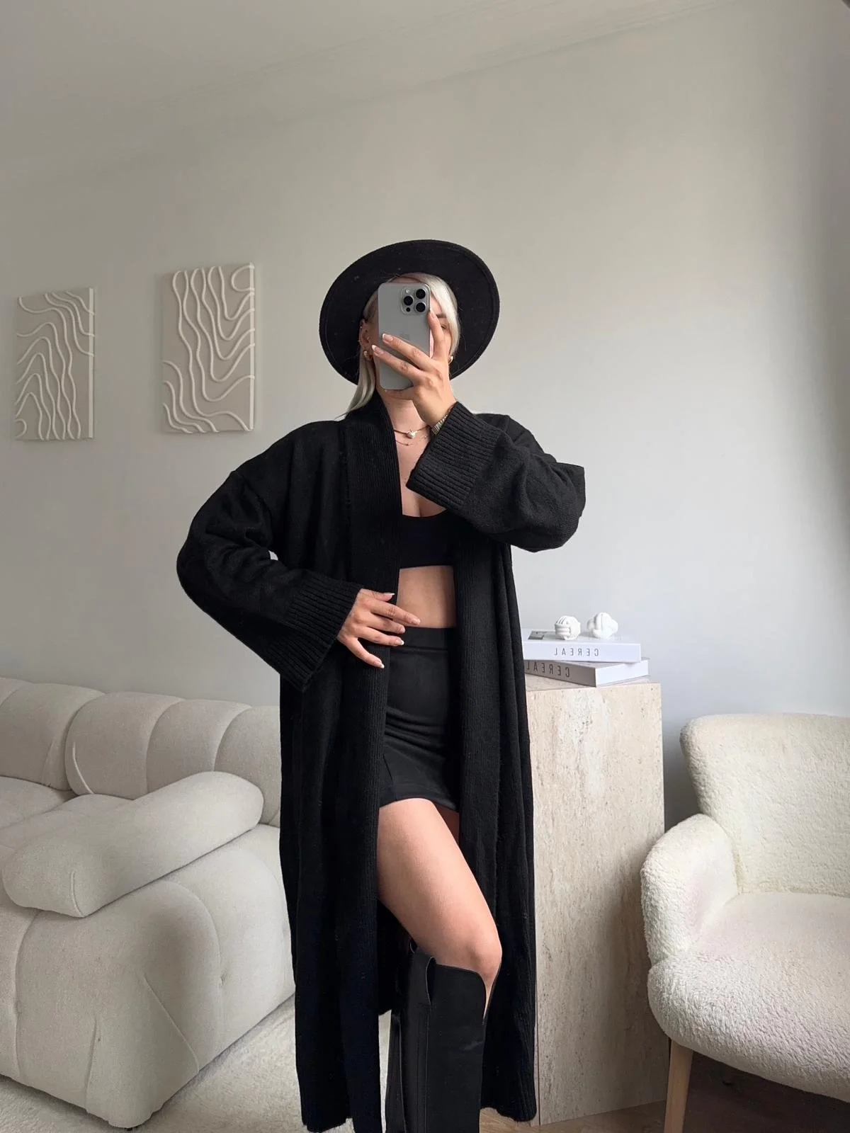 Uzun Salaş Siyah Hırka - SİYAH