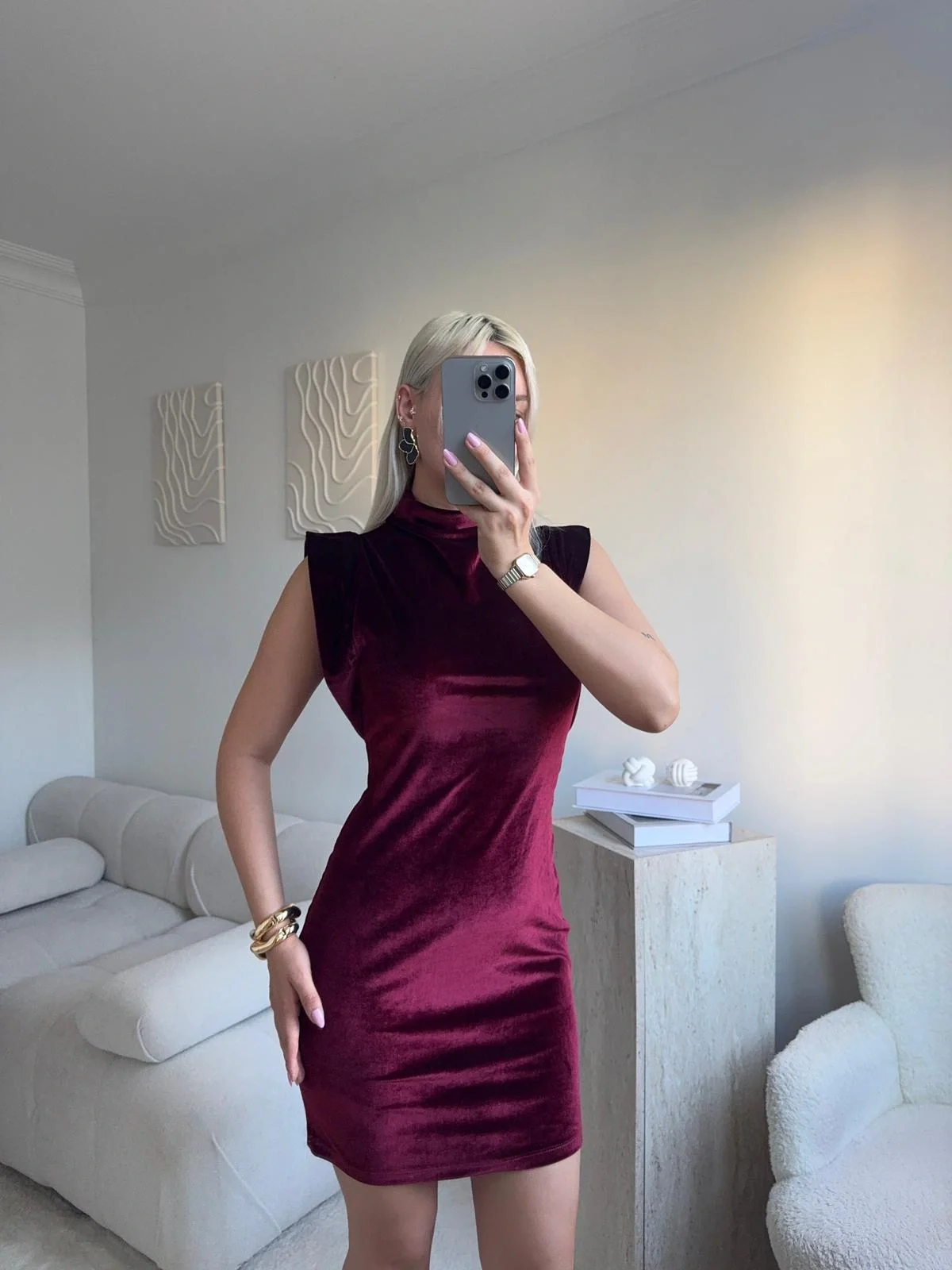 Vatkalı Kadife Elbise