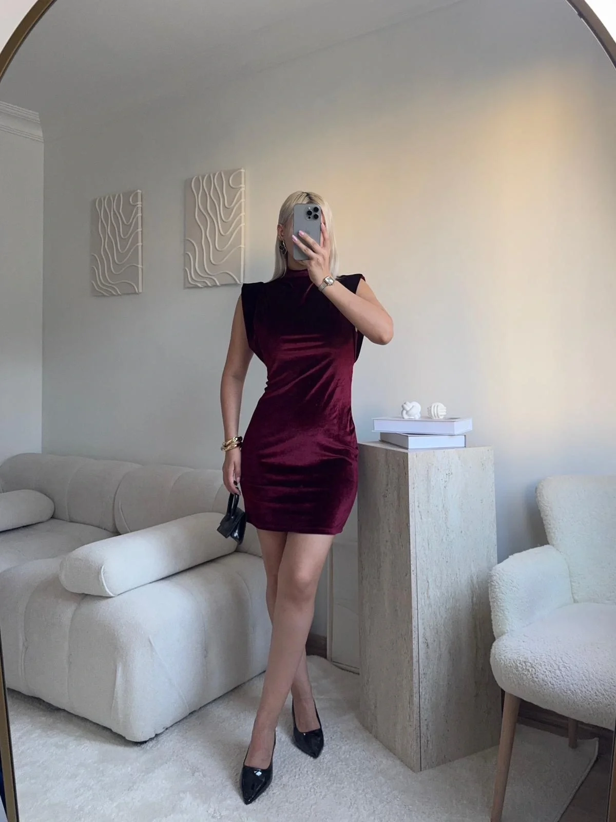 Vatkalı Kadife Elbise