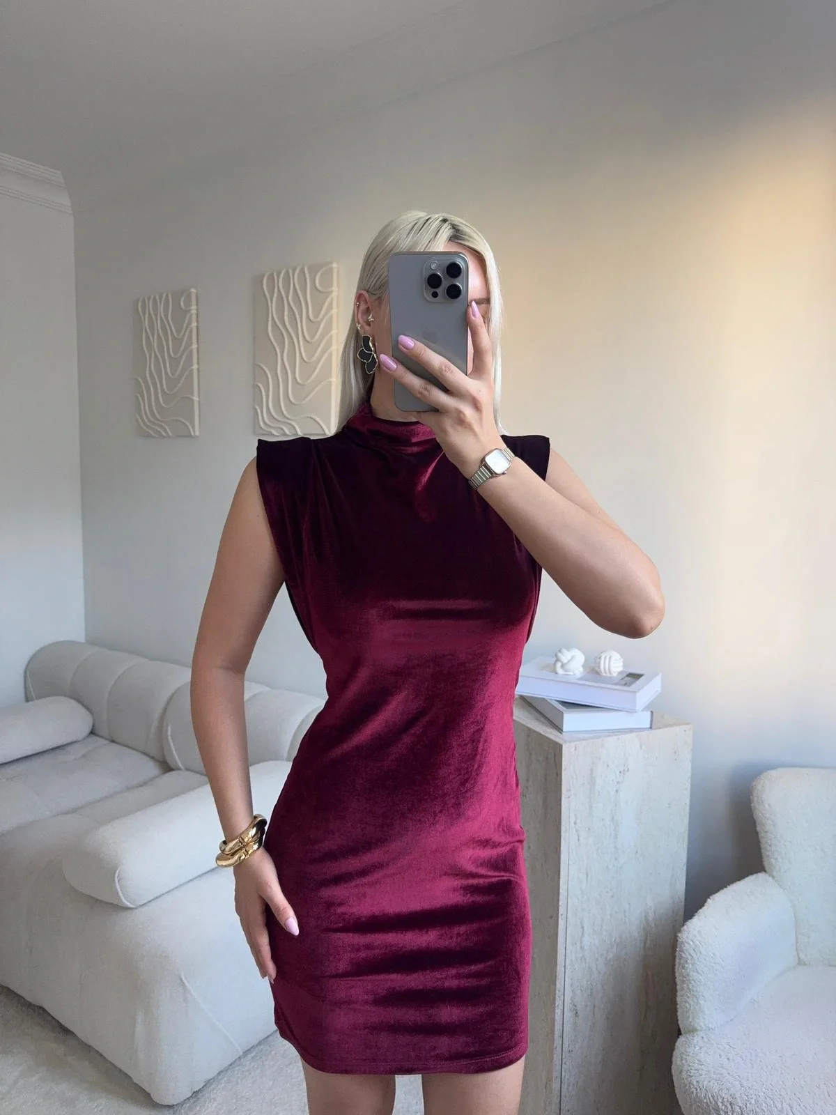 Vatkalı Kadife Elbise