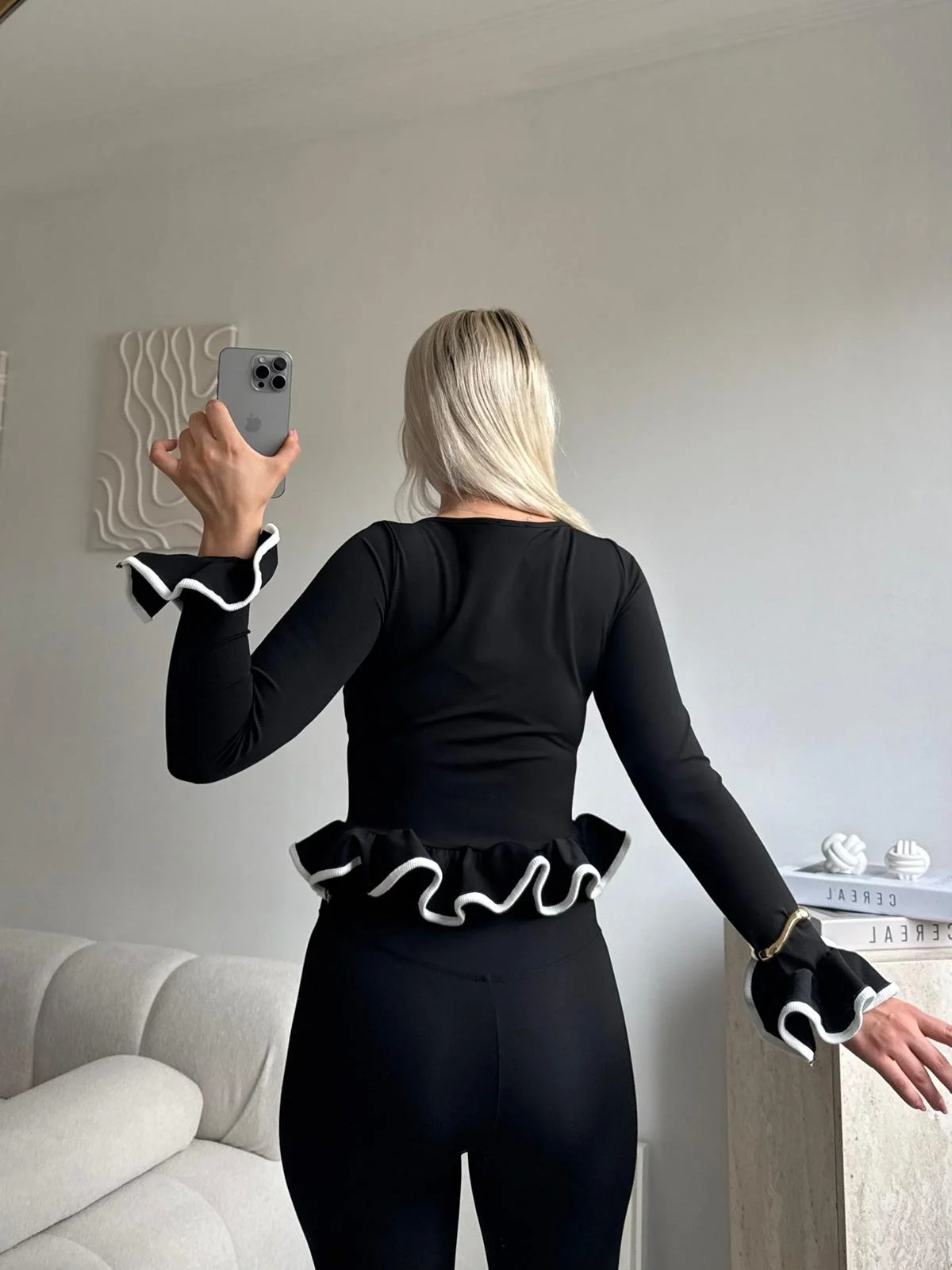 Volanlı Dalgıç Bluz