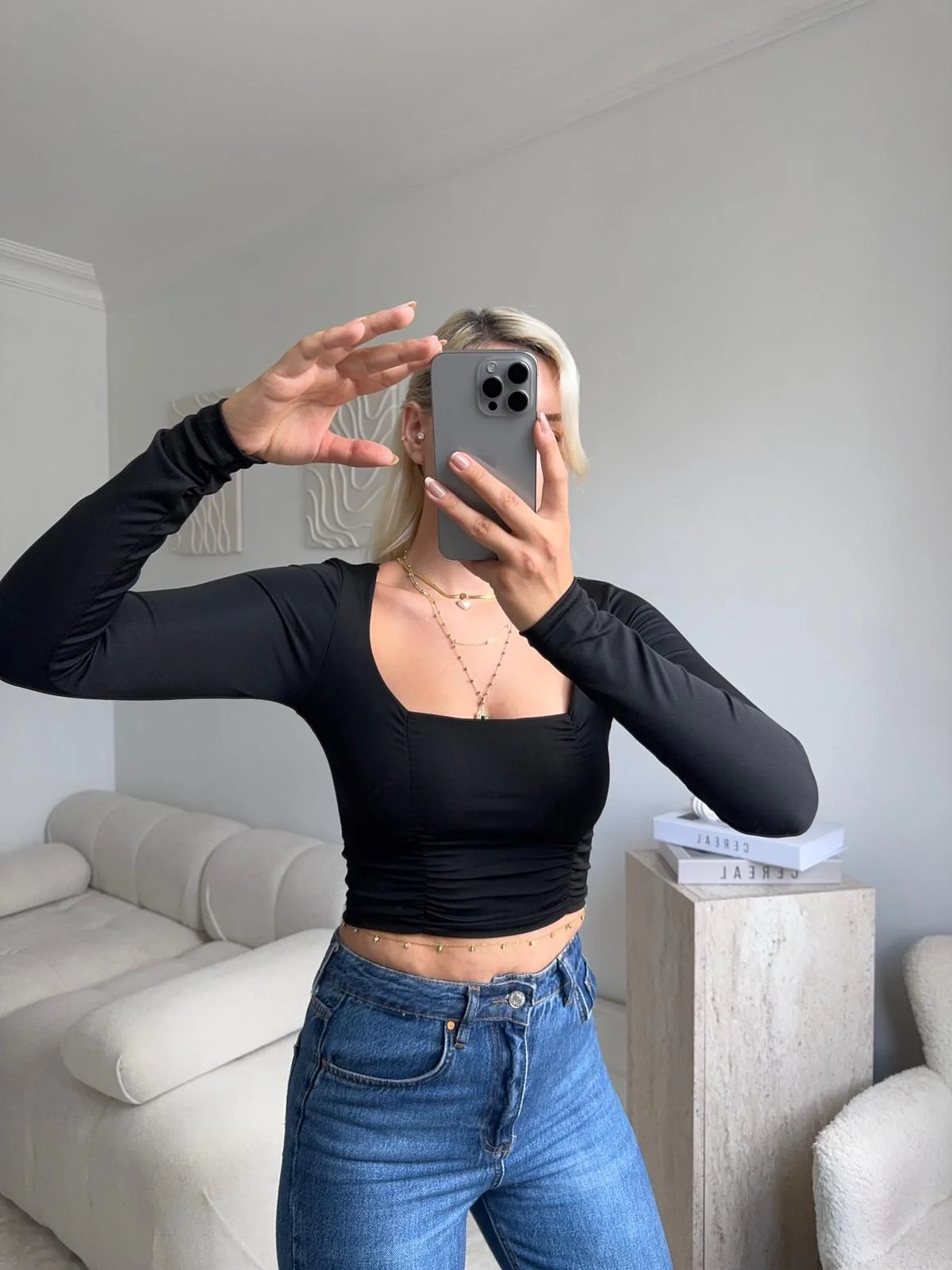 Yan Büzgü Kare Yaka Crop - SİYAH