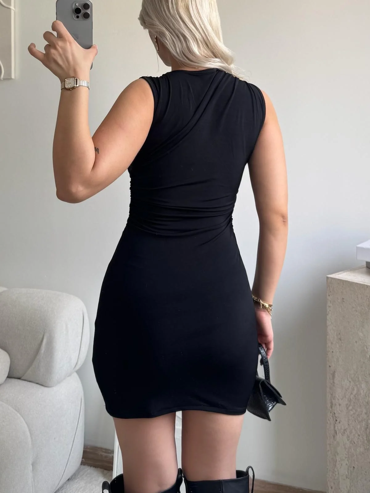 Yan Drapeli Mini Elbise