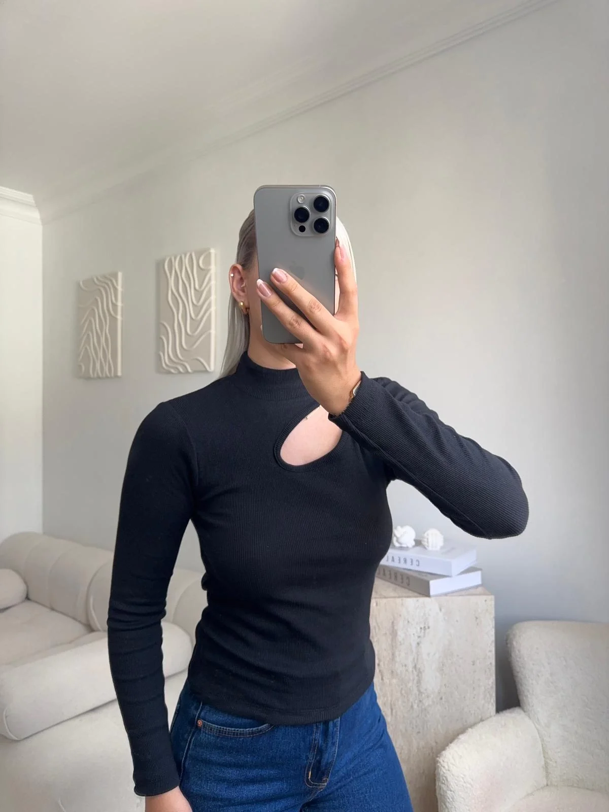 Yarım Balıkçı Omuz Damla Bluz - SİYAH