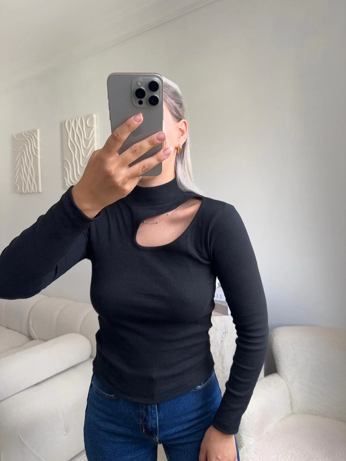 Yarım Balıkçı Omuz Damla Bluz - SİYAH