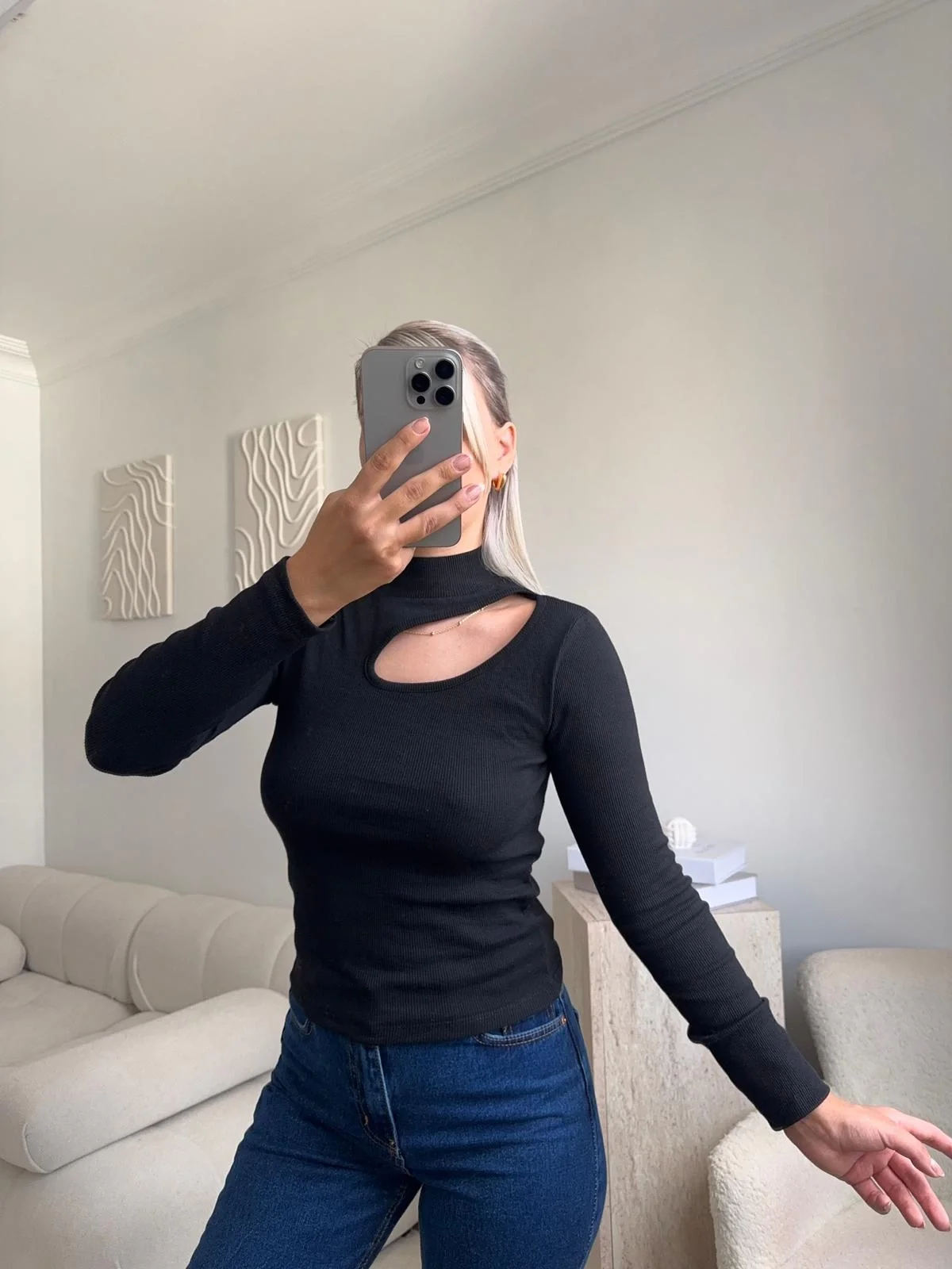 Yarım Balıkçı Omuz Damla Bluz - SİYAH