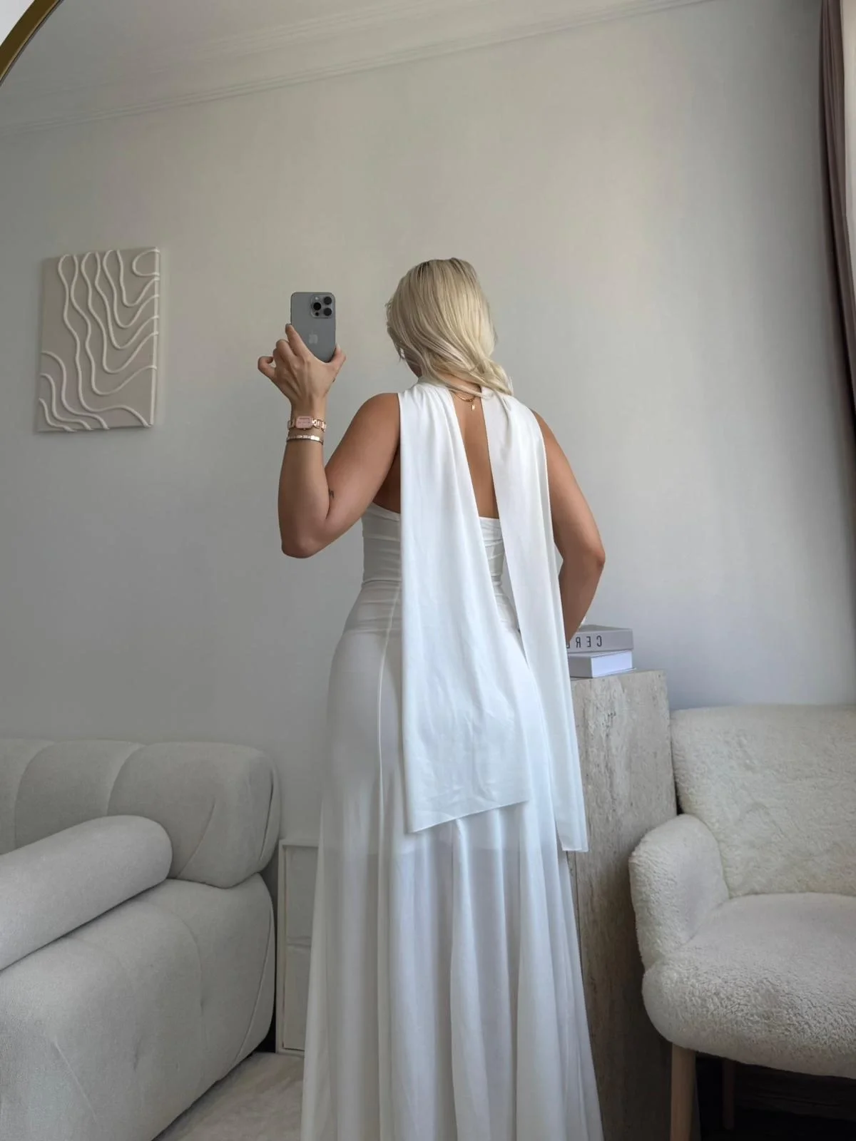 Yırtmaçlı Straplez Kuşaklı Elbise - BEYAZ