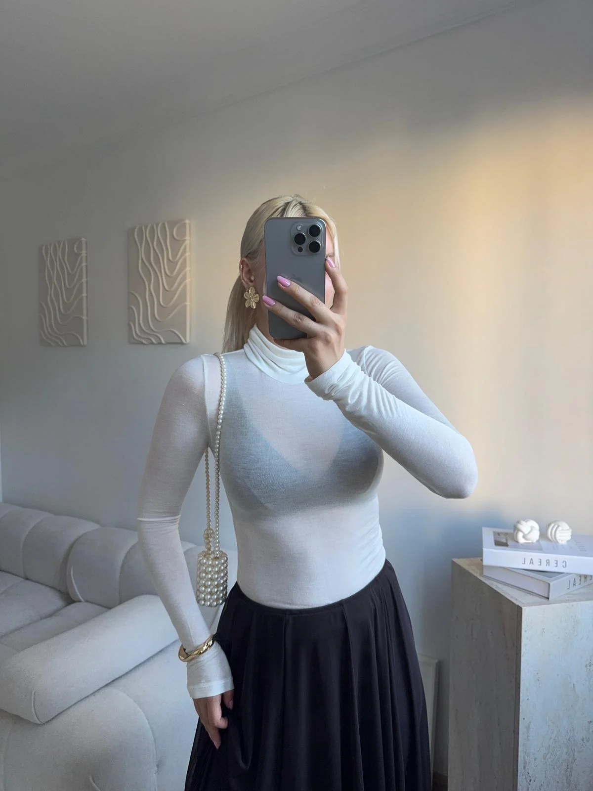 Yüksek Yaka Transparan Bluz- BEYAZ