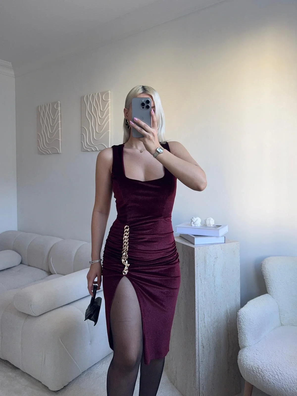 Zincir Aksesuar Kare Yaka Elbise - BORDO