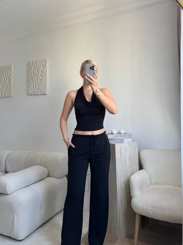 Siyah Halter Yaka Crop & Palazzo Takım
