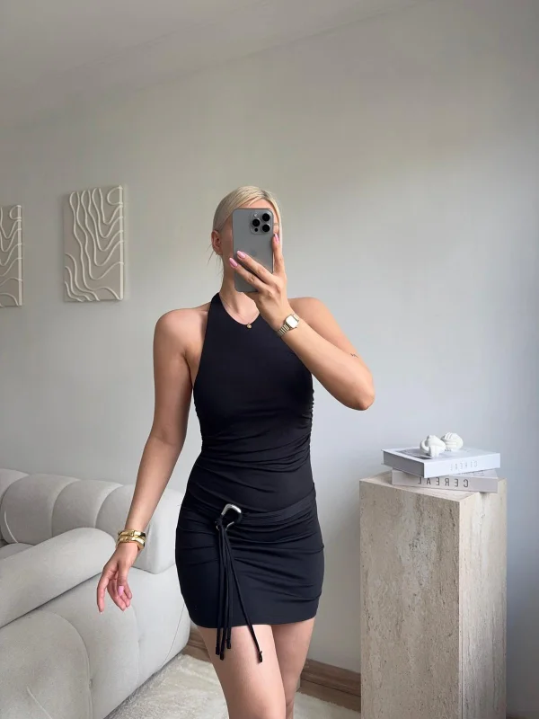 Halter Yaka Sırt Dekolteli Mini Elbise - SİYAH