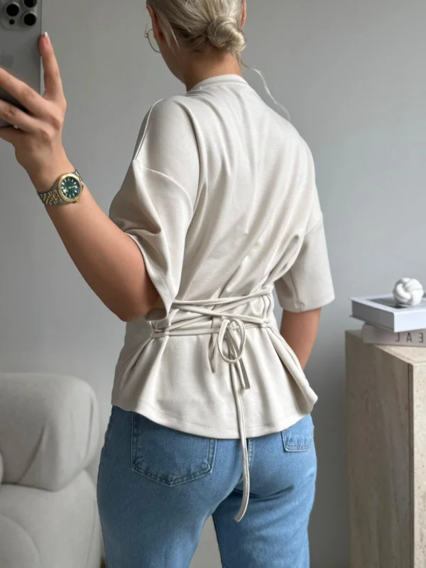 Arkası Bağcıklı Bluz - BEJ