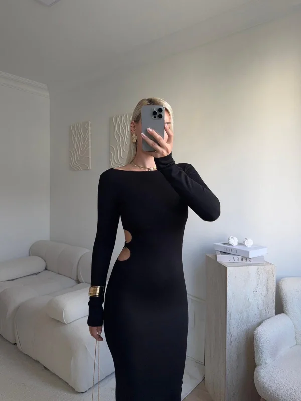 Bel Dekolte Halka Detay Elbise