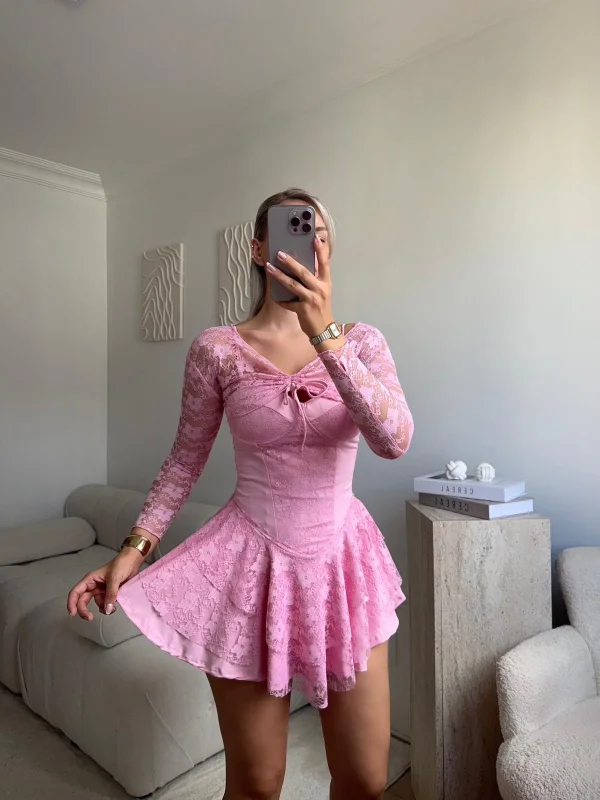 Dantel Kol Ön Büzgülü Elbise - PUDRA