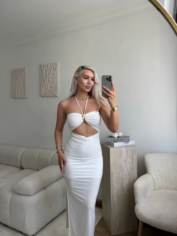 Göğüs Aksesuar Yırtmaçlı Elbise - BEYAZ