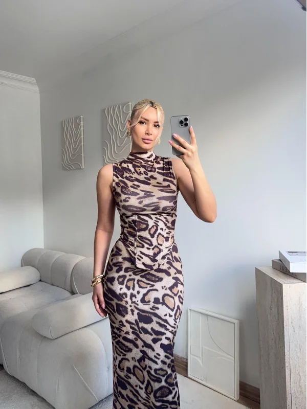 Leopar Desenli Bel Korse Detay Maxi Takım
