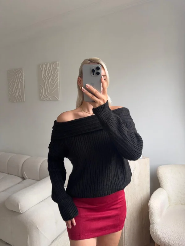 Madonna Yaka Şardonlu Kazak - SİYAH