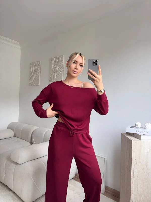 Omuz Detaylı Günlük Takım - BORDO