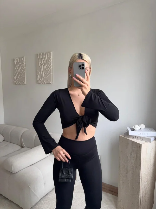 Ön Bağlamalı Fit Crop - SİYAH