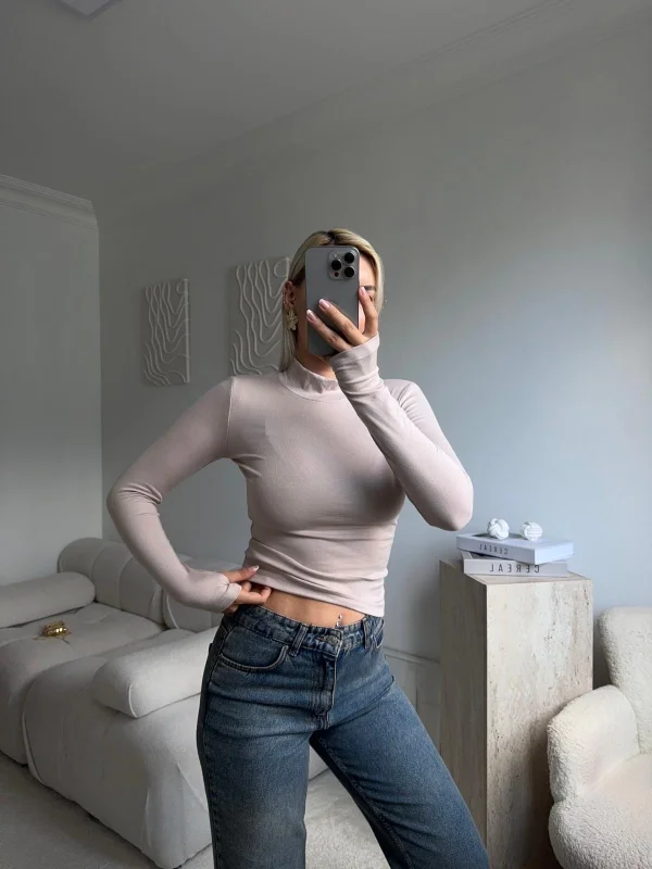 Parmak Geçmeli Premium Kumaş Bluz -BEJ