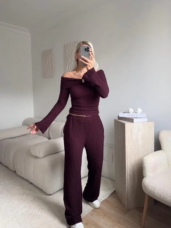 Tokalı Madonna Crop & Pantolon Takım - BORDO