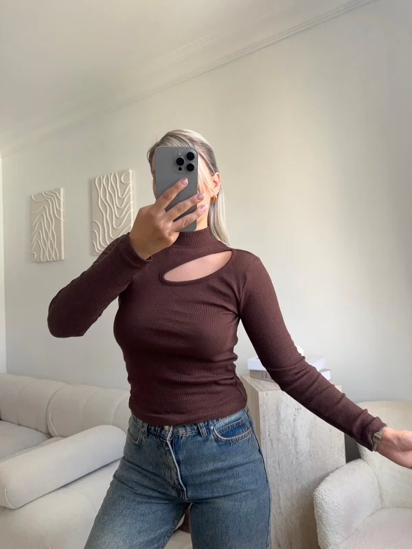 Yarım Balıkçı Omuz Damla Bluz - KAHVE