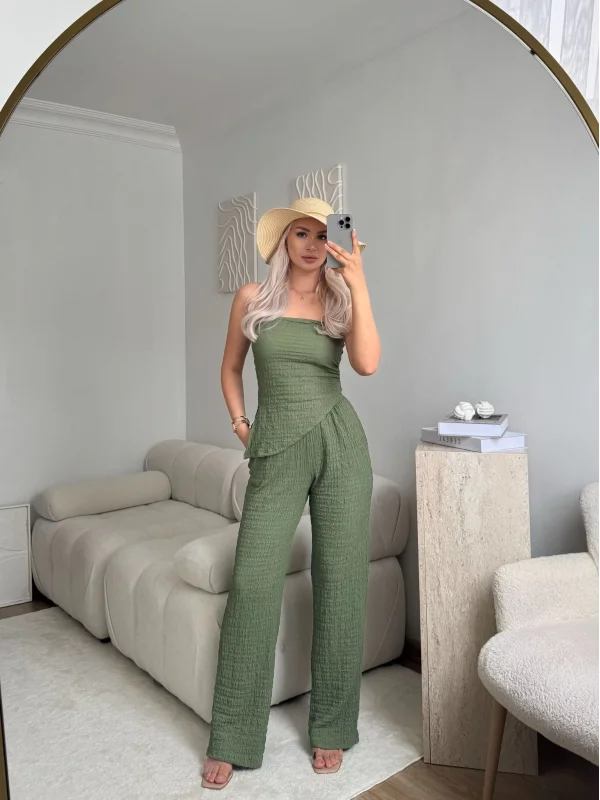 Yırtmaç Detay Straplez Takım - YEŞİL