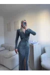 Derin Yırtmaçlı Taşlı Kruvaze Elbise - GRİ