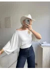 Yarasa Kol Kayık Yaka Dökümlü Crop Bluz - BEYAZ