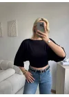 Yarasa Kol Kayık Yaka Dökümlü Crop Bluz - SİYAH