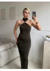 Halter Yaka Metal Aksesuar Detaylı Maxi Elbise - HAKİ
