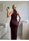 Halter Yaka Metal Aksesuar Detaylı Maxi Elbise - KAHVE
