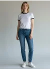 Biyeli Crop Tişört - BEYAZ