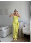 Kare Yaka Kuşaklı Elbise - SARI