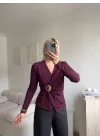 Kruvaze Aksesuarlı Taşlı Bluz - BORDO