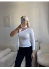 Tek Omuz Şal Detaylı Bluz - BEYAZ
