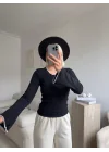 Volan Kol Kontrast Bluz - SİYAH