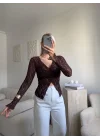 Yırtmaç Detay Dantel Crop - KAHVE