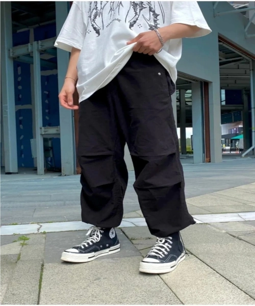 Siyah Bol Kesim Paraşüt Yazlık Kumaş Bel ve Paça Ayarlanabilir Baggy Jean Unisex Pantolon