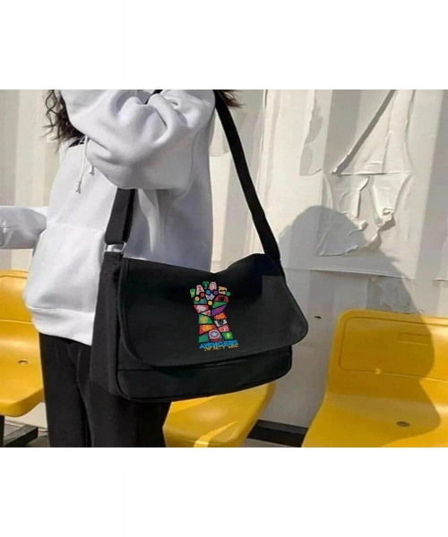 Avengers Unisex Siyah Postacı Çantası