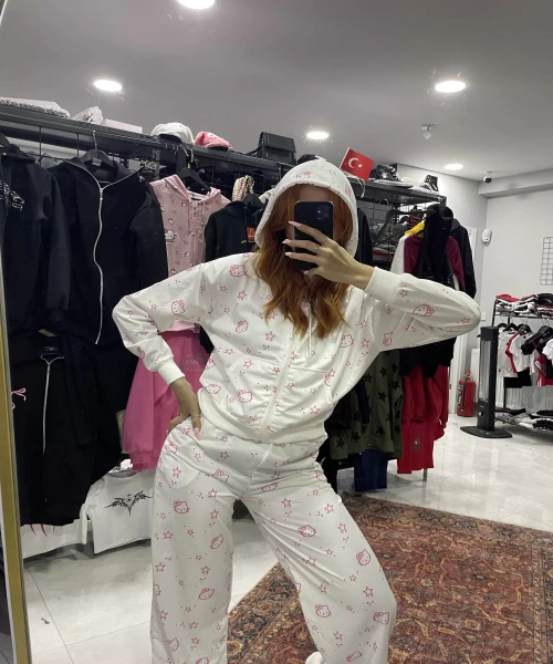 beyaz renk hello kitty detail alt üst hırka takım