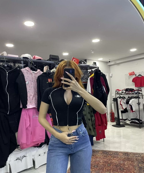 fermuarlı a detail crop top