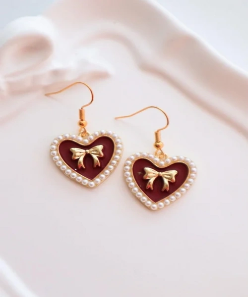 Gold Kırmızı İncili Kalp Fiyonk İthal Küpe