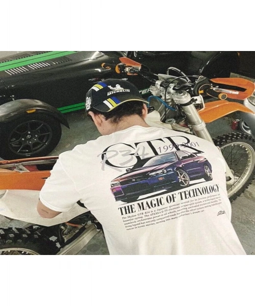 GT-R BASKILIOversize Unisex T-shirt