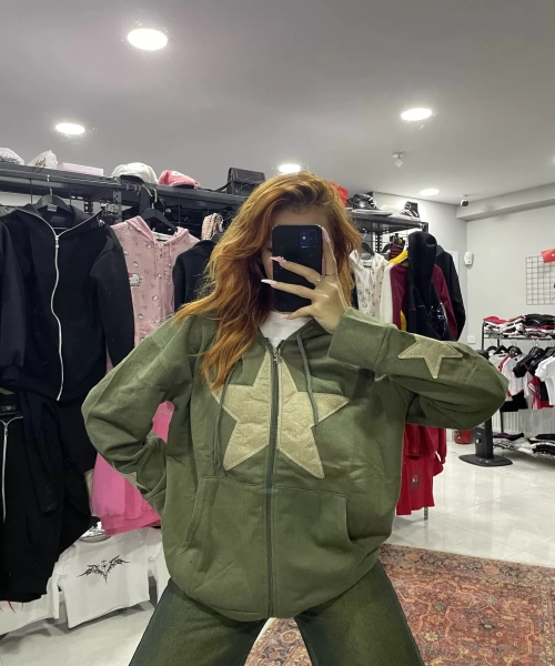 haki yeşil renk kabartma star detaylı hırka