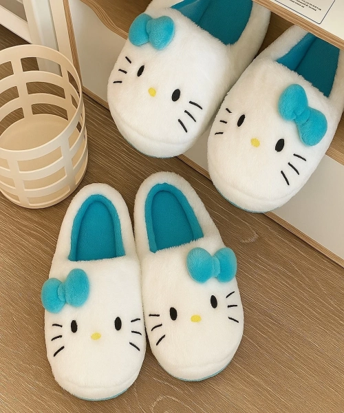 Hello Kitty Mavi Yumuşak Tüylü Peluş Panduf Terlik