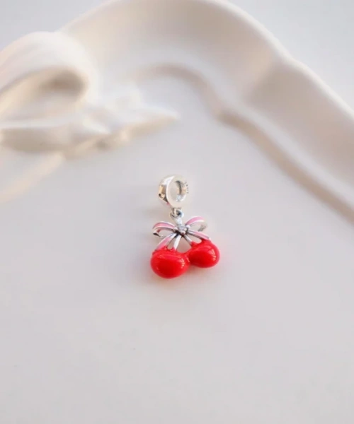 Klipsli Bileklik Sallantılı Kiraz Charm